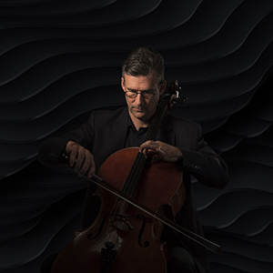 Peter AMartens (cello)
