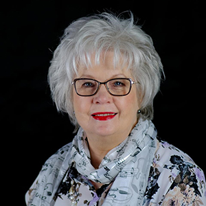 Photo of Dr Antoinette Olivier